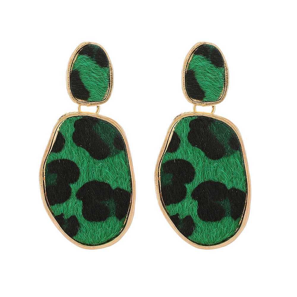 New metal green pattern decoration large pendant earrings suitable for womens trend luxury design retro jewelry party decoration accessories Y250401