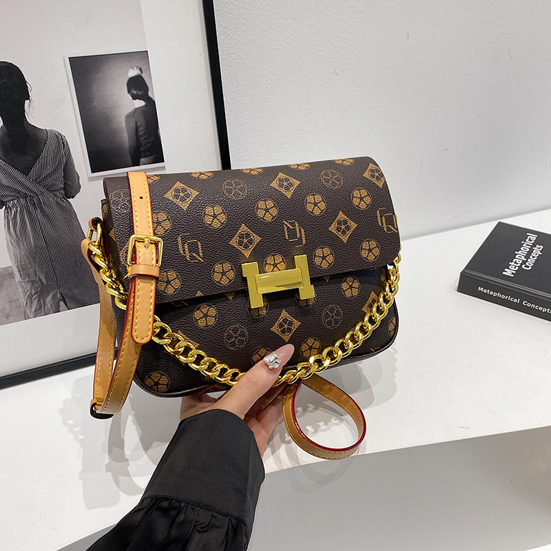 Free shipping fashion bag Women's new fashion crossbody bag printed single shoulder small square bag