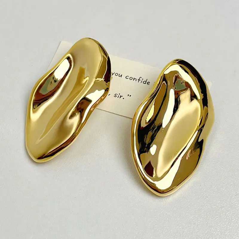 Classic French fashionable womens earrings elegant high-end suitable for matching Y250401