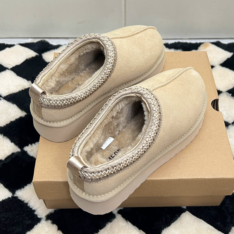 Slippers Designer Shoes Platform Slides Snow Boots Designer Womens Classics Ultra Mini Chestnut Wool Slides Fluffy Leather Women Slider Best Quality W