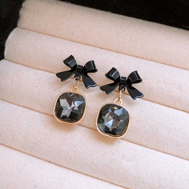2025 New Arrival Light Luxury Simple Crystal Black Bow Square Stud Earrings For Women Fashion Sweet Jewelry Accessories Gifts Y250401