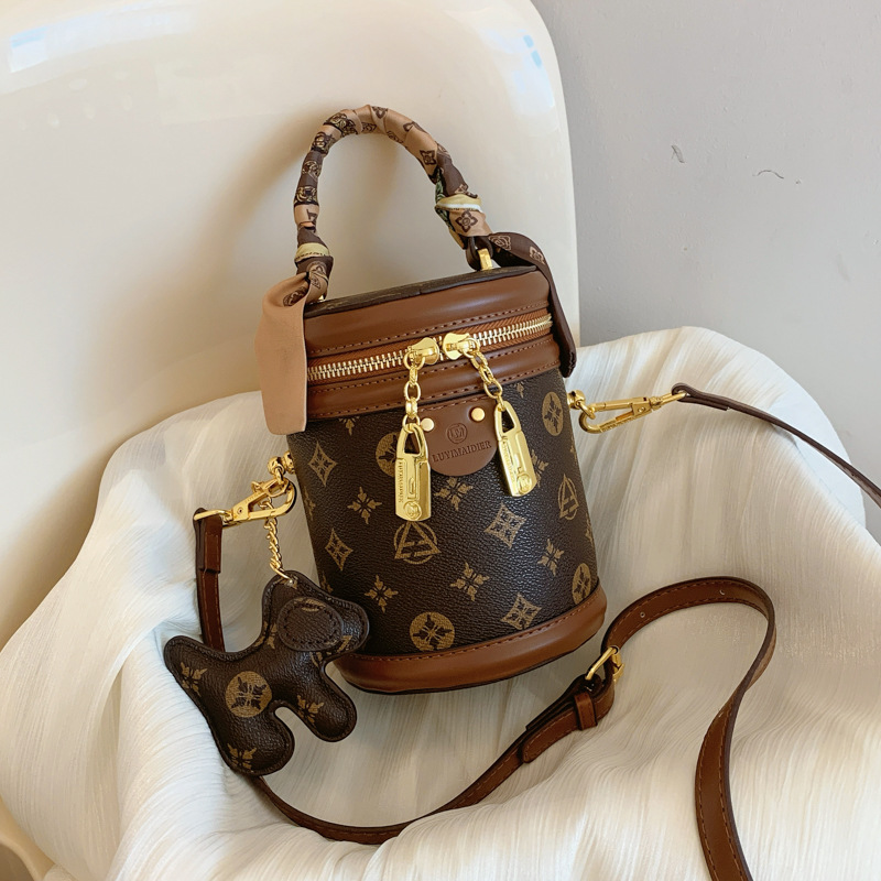 Free shipping women's cylinder bag Small bag women's new fashion senior cylindrical one-shoulder bucket crossbody bag 2025