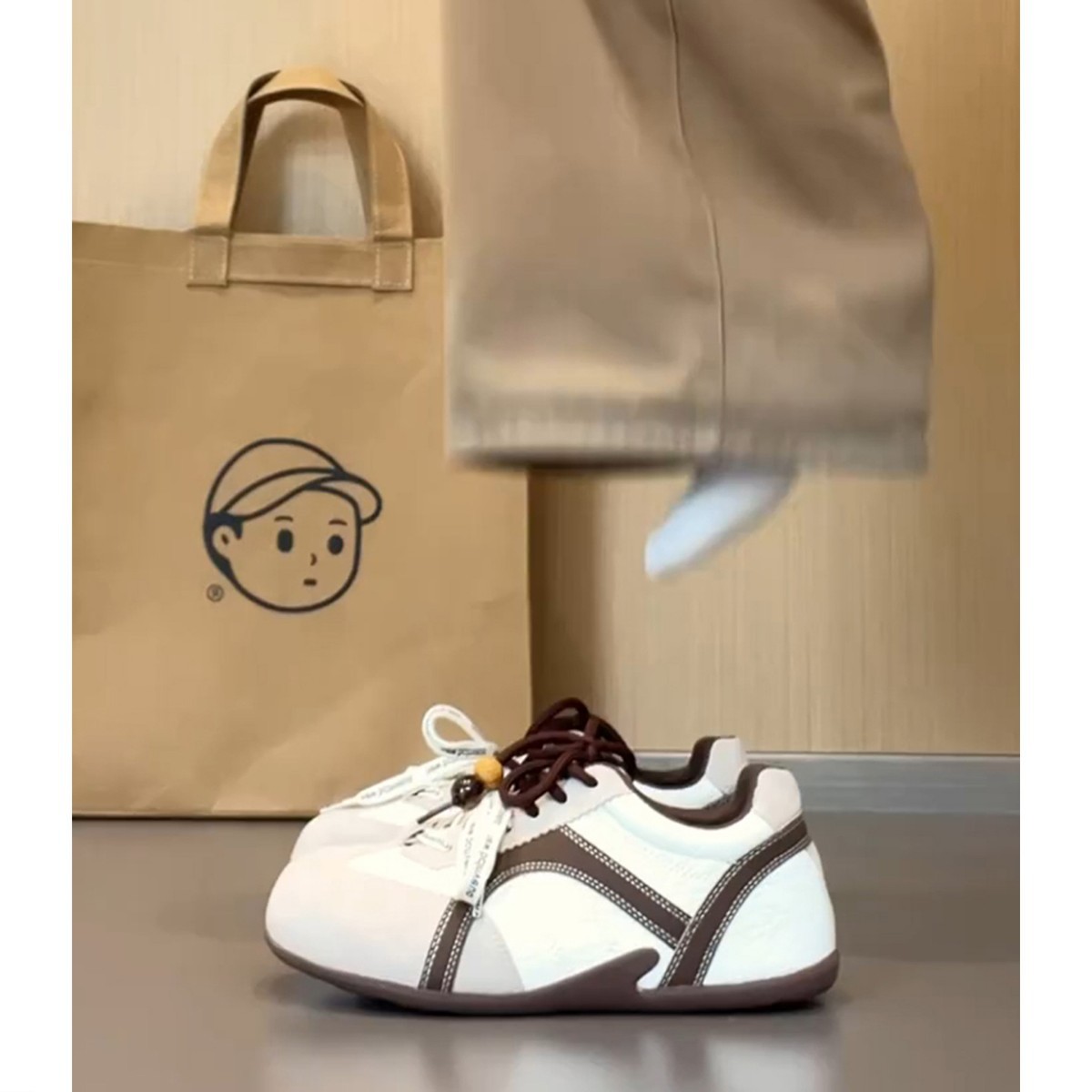 The new beaded casual Forrest Forrest Gump shoes for the fall of have been added