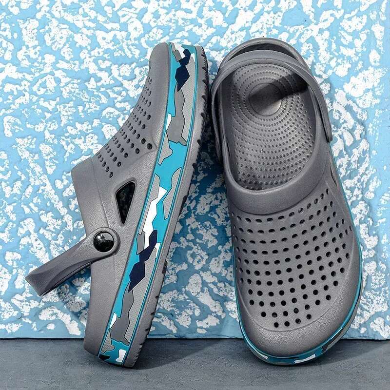 Hot Sale Brand Clogs Men Sandals Casual EVA Lightweight Sandles Unisex Colorful Shoes for Summer Beach atos Hombre