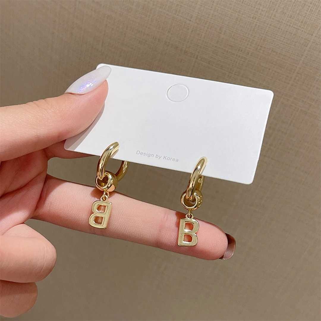Hip Hop B letter earrings charming female personality fashionable small metal buckle stainless steel jewelry gift Y250401