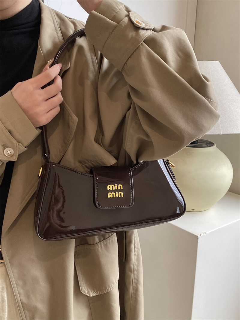 Designer Bag Luxury Bag Tote Bag Free Shipping Hot Free Shipping Designer Shoulder Bags New Casual Handbag Fashionable Patent Leather Black Underarm B