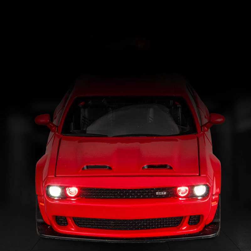 1 32 Dodge Charger Challenger Hellcat Redeye Alloy Model Diecasts Casting Sound and Light Car Toy Free shipping