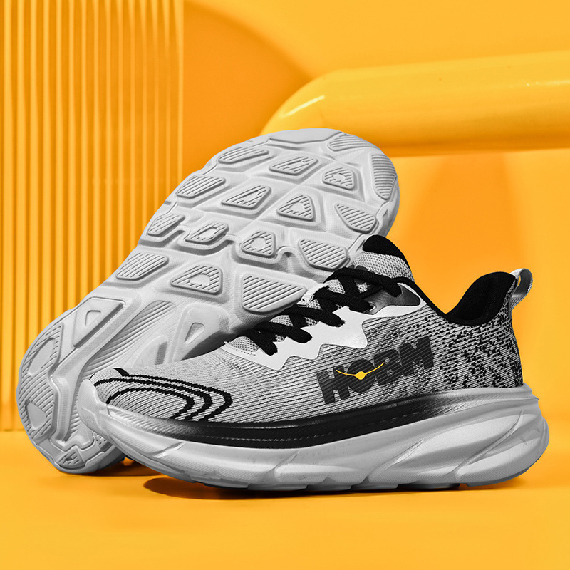 2025 New Running Shoes Men Women Breathable sneakers Light Weight Walking Shoes anti-slip Gym Sneakers Outdoor Sport Tennis unisex Mesh shoes plus siz