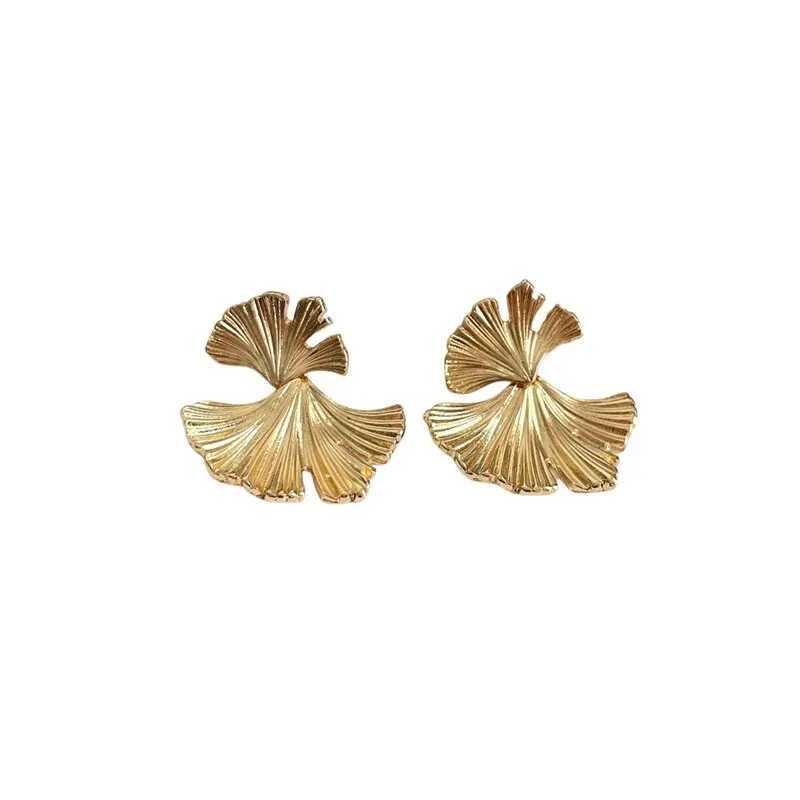 Simple Silver Color Metal Big Plant Ginkgo Leaf Earrings Womens Fashion Statement Stud Earrings Jewelry Gift Pendant Y250401