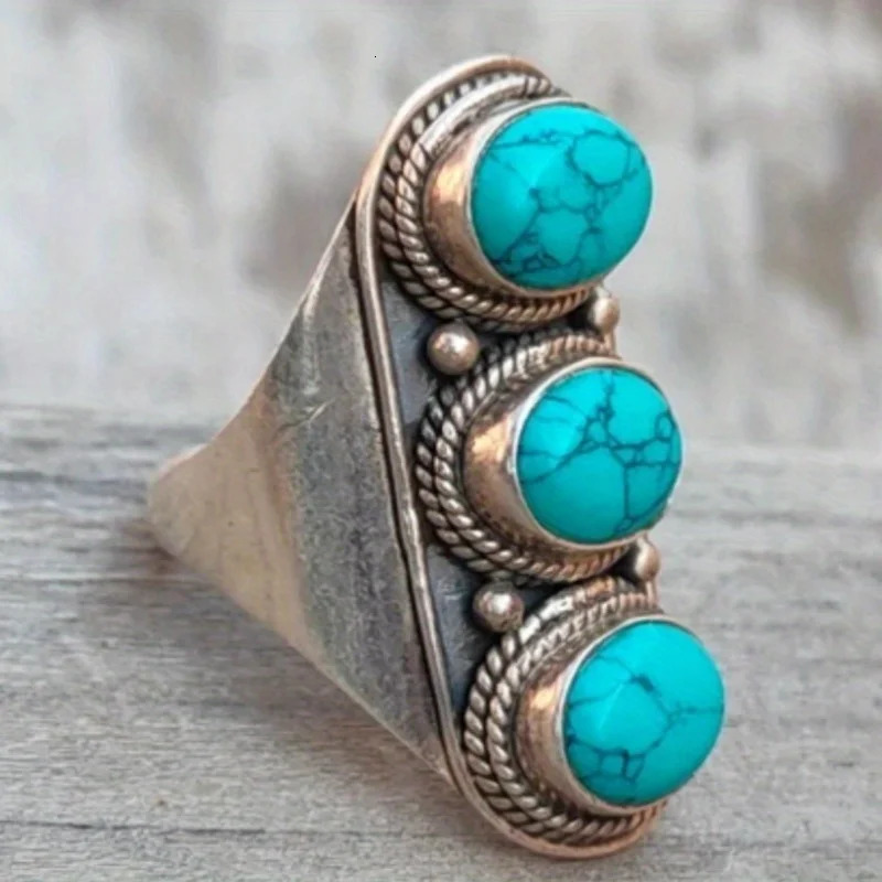 Vintage Bohemian Style Womens Copper RingCreative Oval Synthetic Turquoise Ring Perfect Jewelry Accessory for Holiday Parties 251031