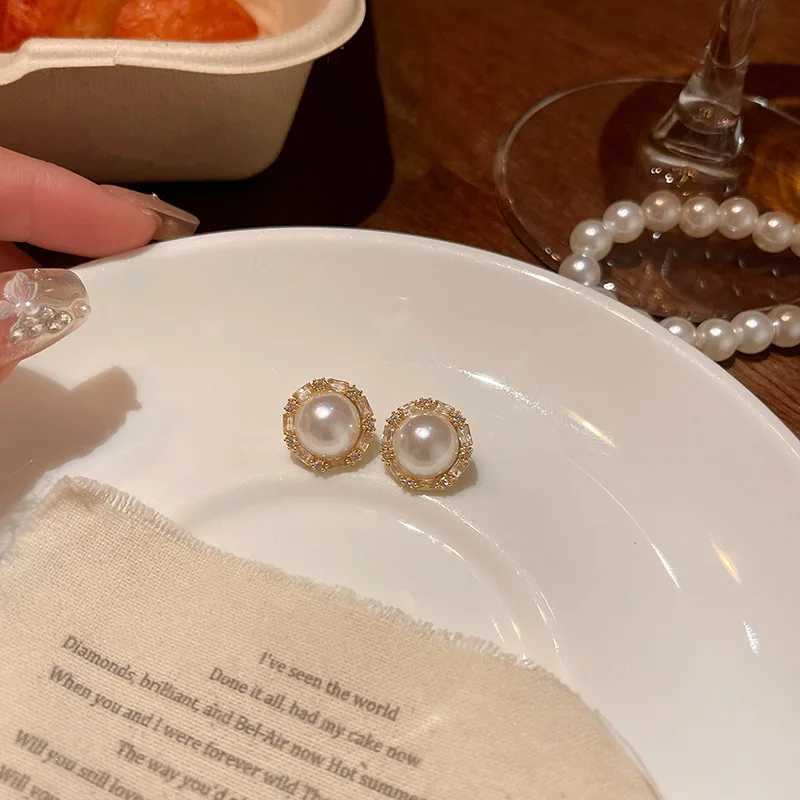 Light Luxury Simple Elegant Geometric Imitation Pearl Stud Earrings For Women Fashion Cute Sweet Jewelry Accessories Party Gifts Y250401