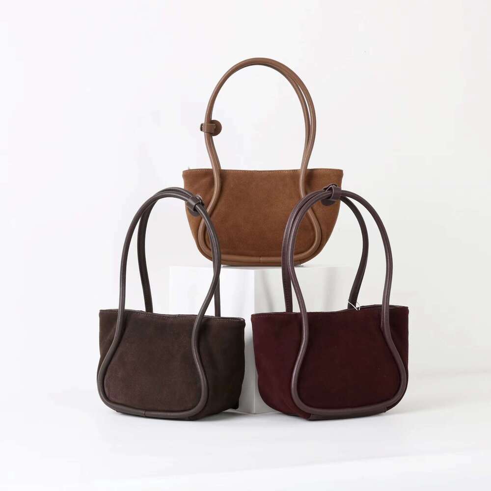 Luxury Bag Designer's New Matte Melard Tote Exquisite Niche One Shoulder Casual Cross Body Bag Trendy Beach Bag