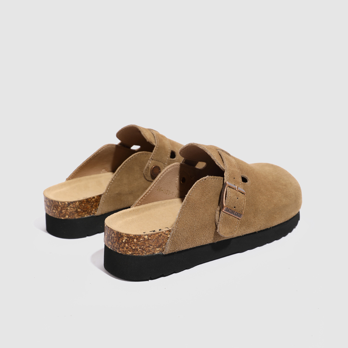 hot Free shipping designer slippers 2025 Autumn and winter new leather soft soled Boken shoes outdoor thick soled plus size 33-44