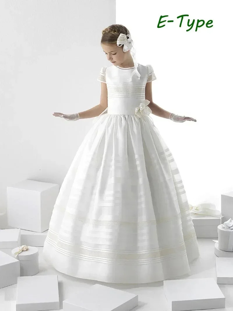 First Communion Gowns White Satin Flower Girl Dress Short sleeves With Bow Little Princess Kids Birthday Evening Pageant Dresses 251028
