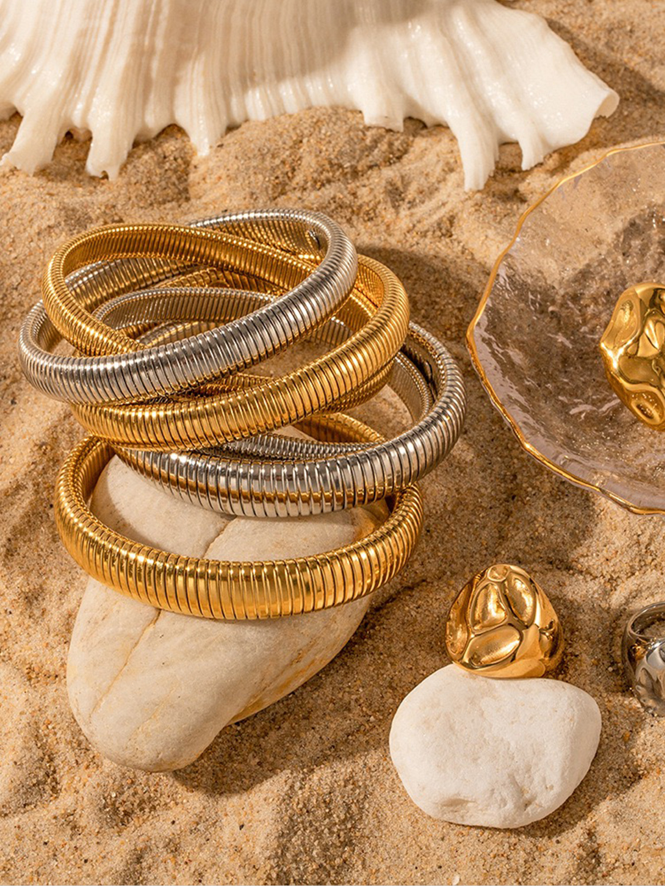 Fashionable 18K Gold-Plated Flex Snake Chain Cuff Bracelet in Durable Stainless Steel Ideal Gift for Her