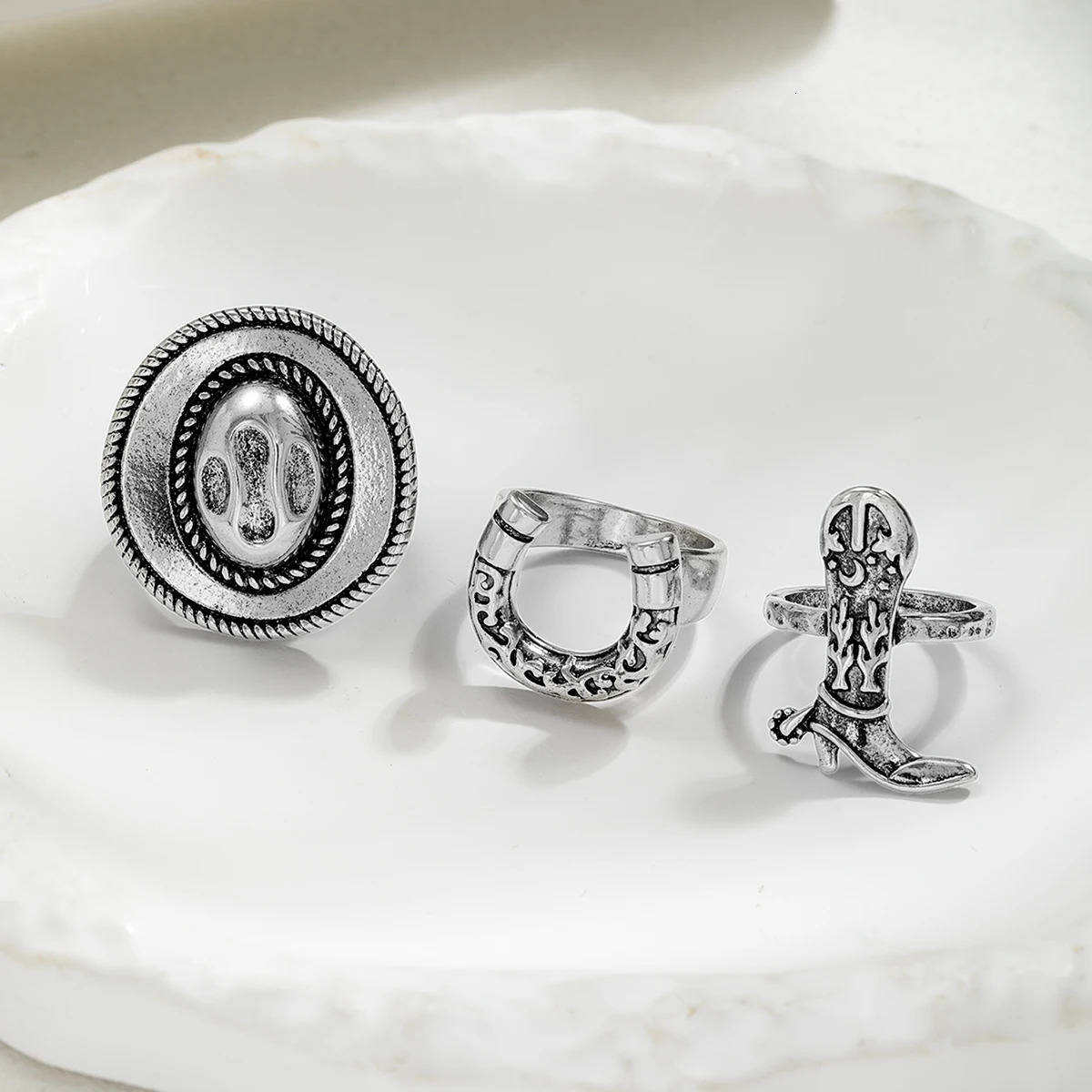 3piece retro ethnic style multi piece stacked denim hat Martin boots horse hooves exaggerated personality alloy ring set 251031