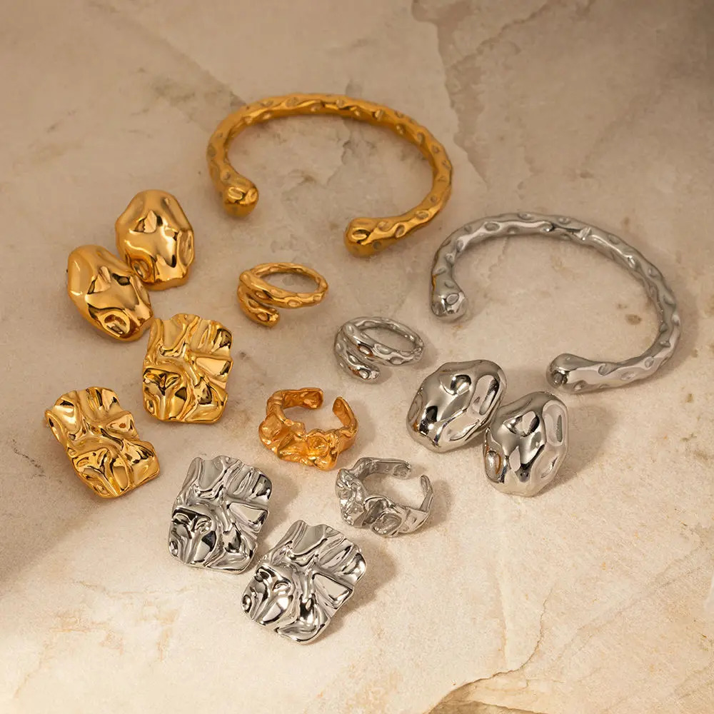 Uworld Stainless Steel Earrings 18K Gold Color Plated Irregular Square Hammer Heart Earrings Sets Women anillos mujer 251031