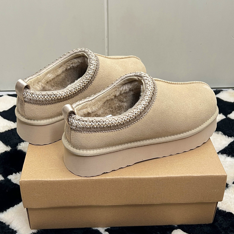 Slippers Designer Shoes Platform Slides Snow Boots Designer Womens Classics Ultra Mini Chestnut Wool Slides Fluffy Leather Women Slider Best Quality W