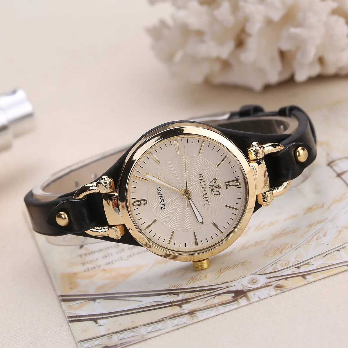 Womens Fashionable Minimalist ious Quartz Watch Leather Dial 251031