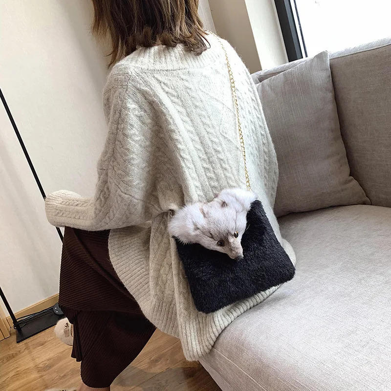 Autumn and Winter Plush for Women Fashionable Niche Shoulder Bag Personalized Creative Chain Crossbody Small Square Bag 251030