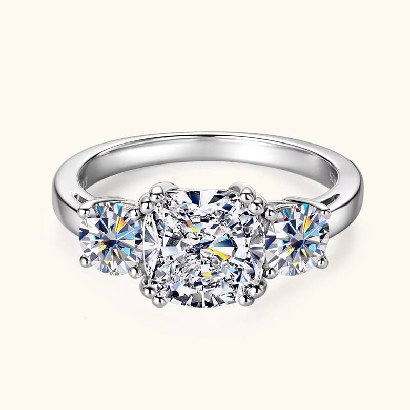 GRA Wedding Band Jewelry 925 Sterling Silver Cushion Cut Three Stone 35cttw D Moissanite Engagement Rings for Women