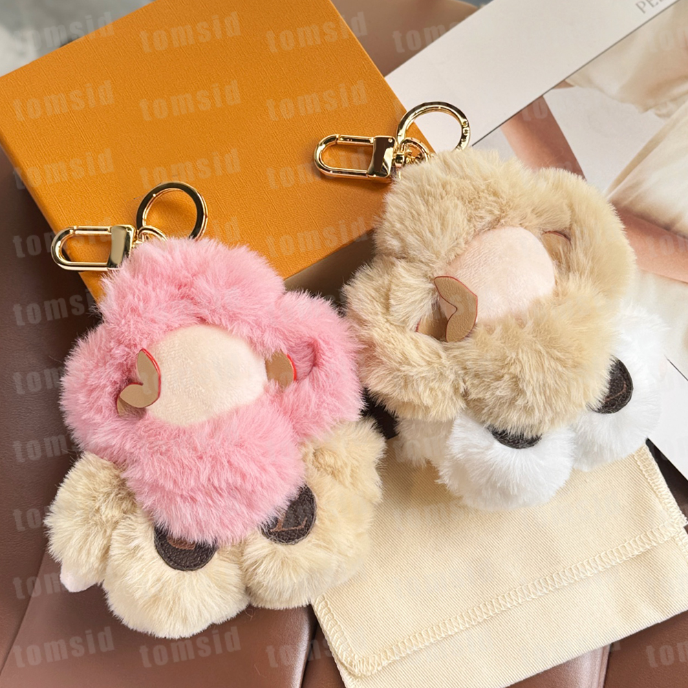 Fluffy Womens Designer Keychain Luxury Keyring Fashion Bag Charm For Men Classic Key Chains Stainless Steel Brand Keychains Pink Plush Doll