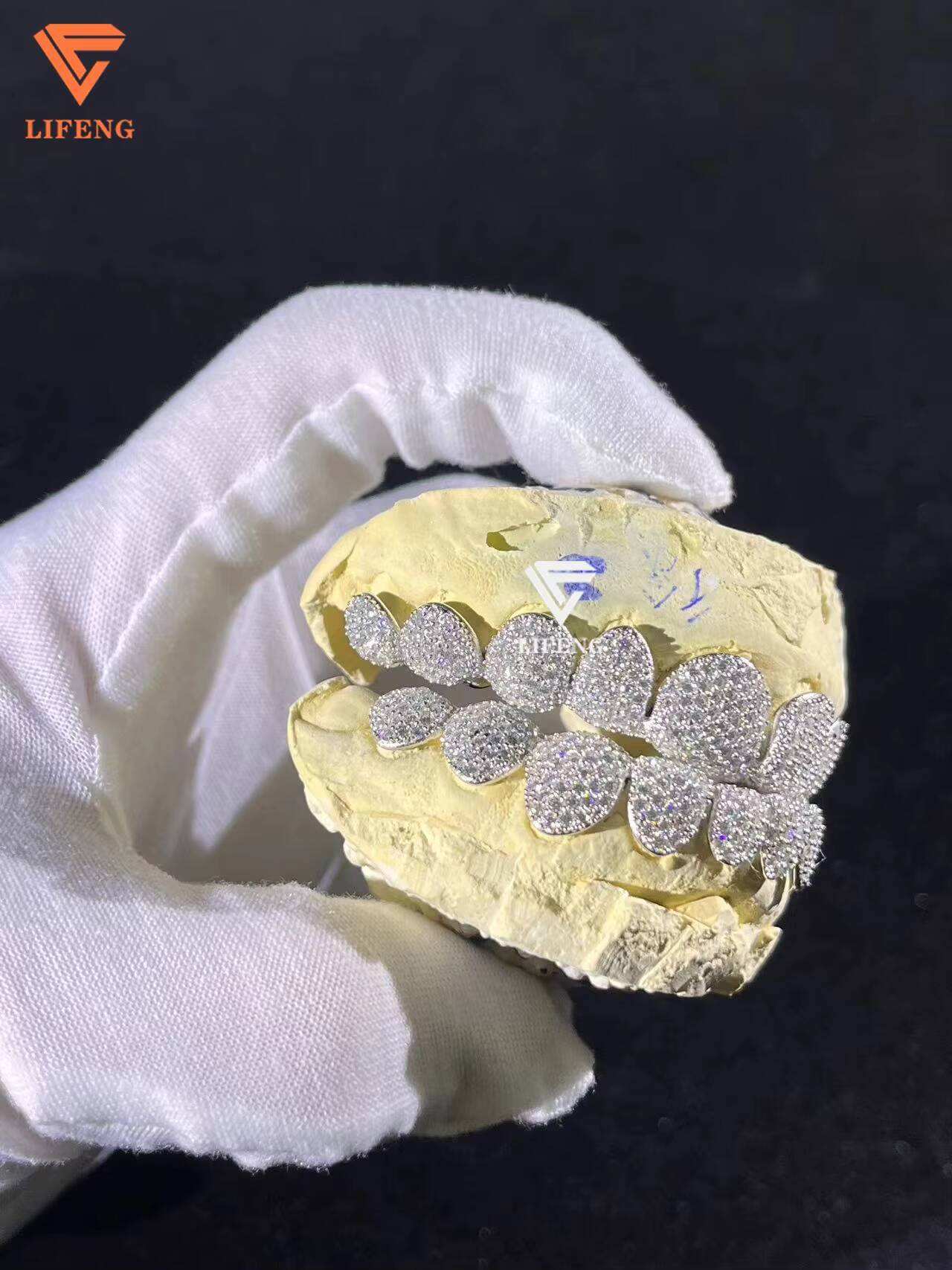 Lifeng Jewelry Custom Hiphop Rapper Diamond Grillz Iced Out Perm Cut 925 Sterling Silver Moissanite Grillz for Men
