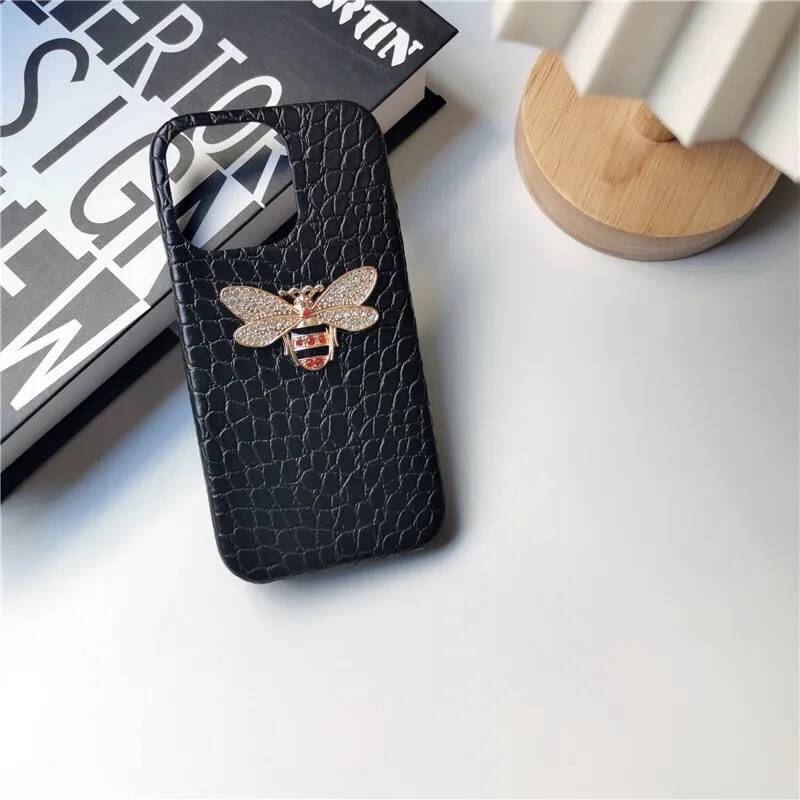Animal Leather Diamond Bee Female Hard Half Pack Case For 15 14 11 12 13 Pro Max Iphone Cover Fundas