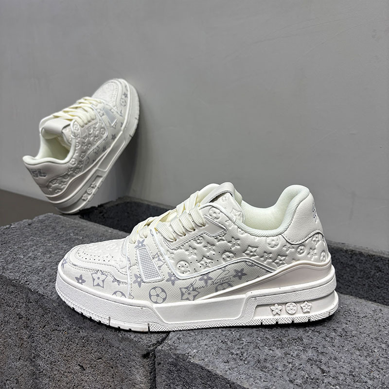 Designer Shoes New Style Outdoor Shoes plus-size soft-soled sports shoes Men's lightweight anti-slip fashionable and versatile sneakers free ship