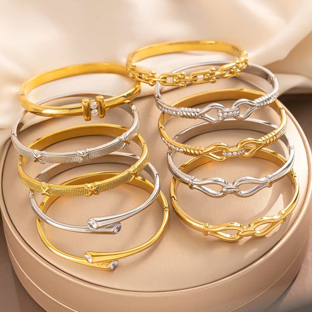 Women Luxury Bangle Open Classic Designer Bangle Gold Plated Silver Bangle Plated Charm Bracelet Wedding Jewelry Gifts