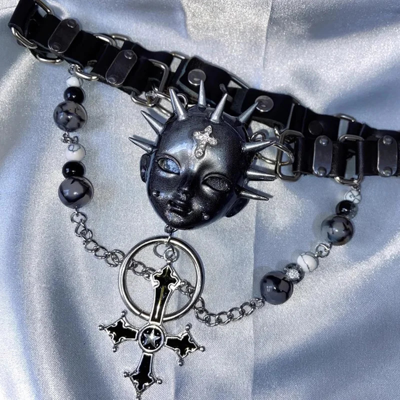 2025 Punk Necklace Leather Choker Cross Metal Chain Rivet Human Face Dark Trendy Cool Neck Accessories for Women Men Jewelry 251028ww