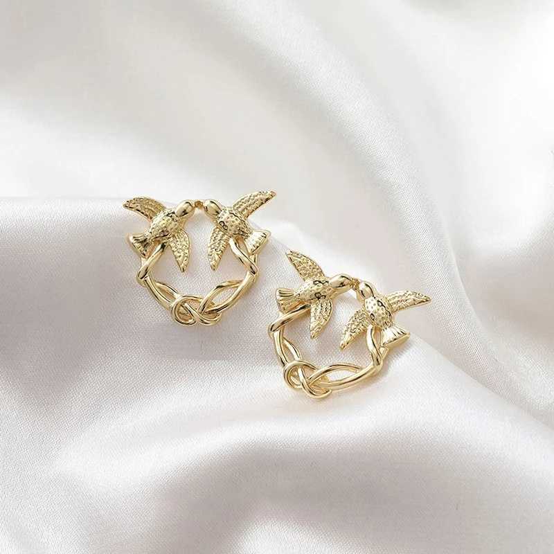1 pair of fashionable trends charming creativity Lovebirds earrings cute and simple handmade earrings womens jewelry accessories gifts Y250401