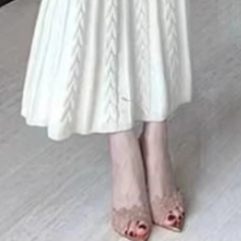 Pointed Banquet High Heels Women Spring Arrival Embroidered Stiletto Shoes Champagne Gold Embroidered High Heel Sandals 251030