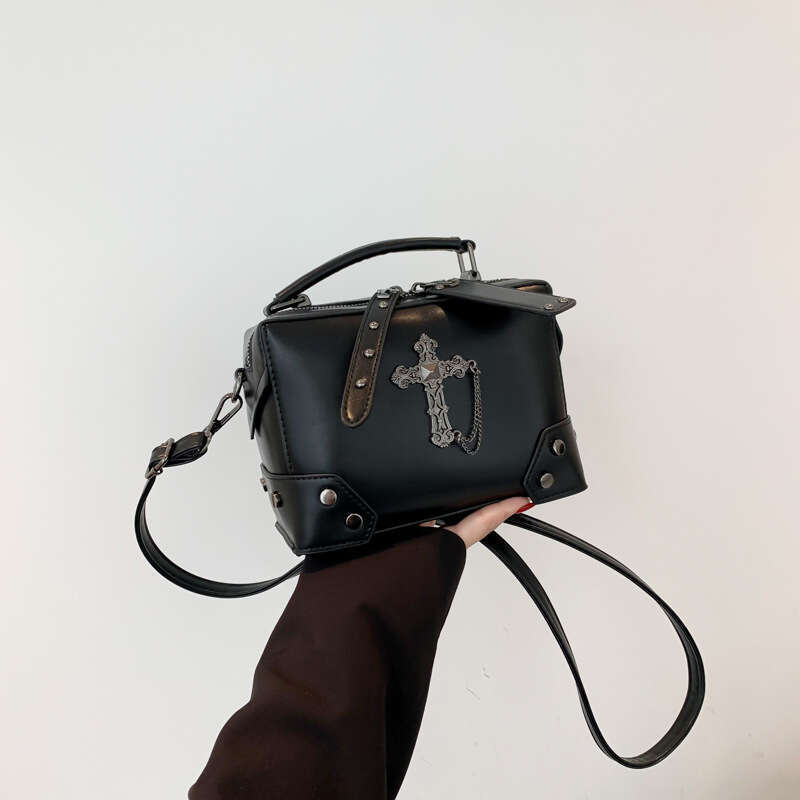 Spicy girl style handbag for women y2k cross small square high-end sense single shoulder crossbody bag, 2024 temperament versatile new trendy clothing