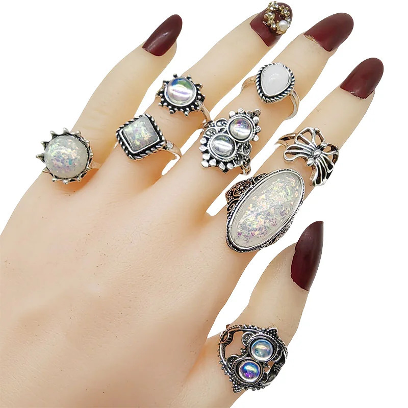 50pcsLot Wholesale Big Opal Carved Finger Rings for Women Party Beauty Crystal Flower Moon Sun Skull Crown Bar Jewelry 251031
