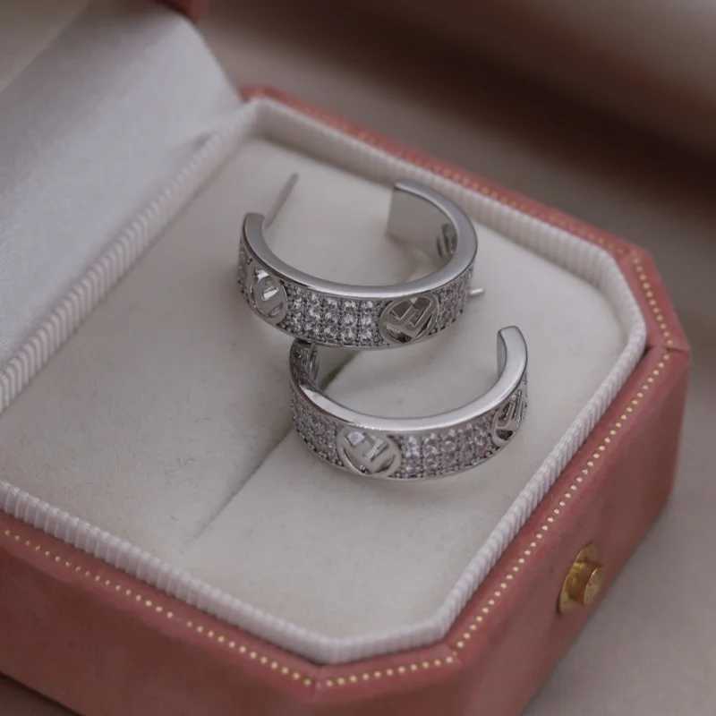 2024 Korean New Design Fashion Jewelry 14K Gold Plated C-shaped Zircon Letter F Earrings Elegant Womens Daily Work Accessories Y250401