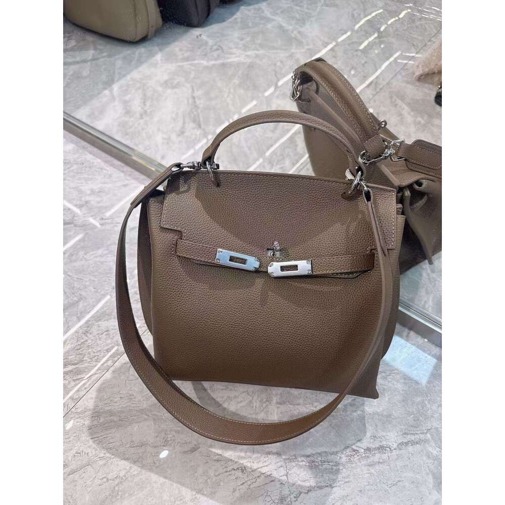 Luxury Bag Designer Togo Top Cowhide Niche Design High-end Large Capacity Leather Women's Handbag Shoulder Commuter Shoulder Bag