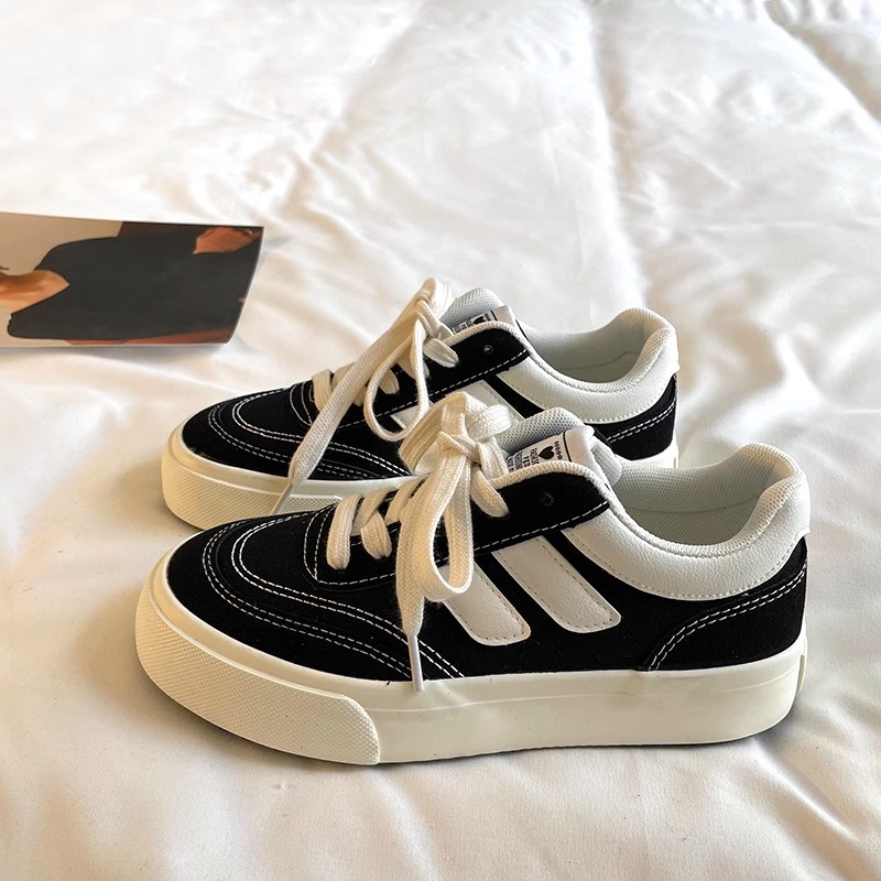 designer shoes new Retro Hong Kong style black canvas shoes for women style niche design versatile sneakers for students trendy on Instagram