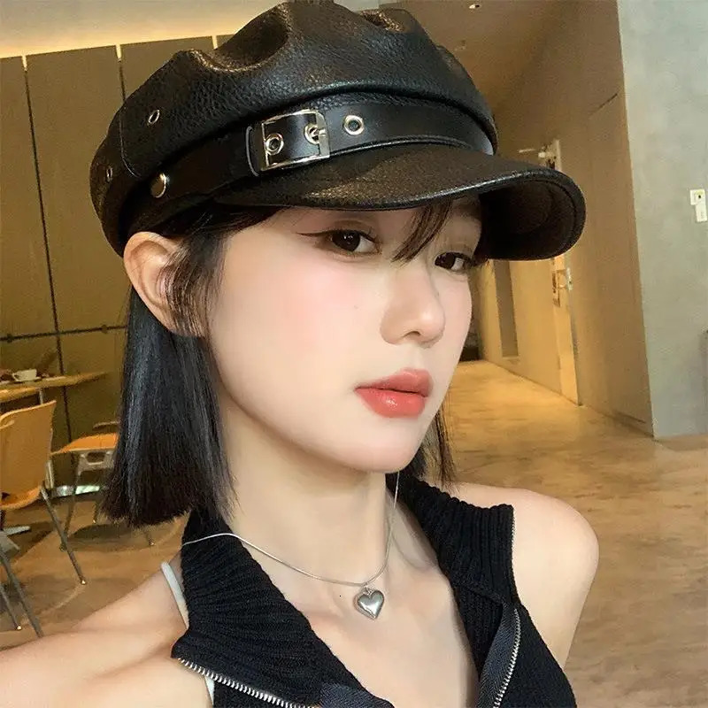 Womens PU Leather Beret Hat Vintage England Flat Top sboy Caps Outdoor Casual Visor Black Artist Fashion Painter Hat 251031