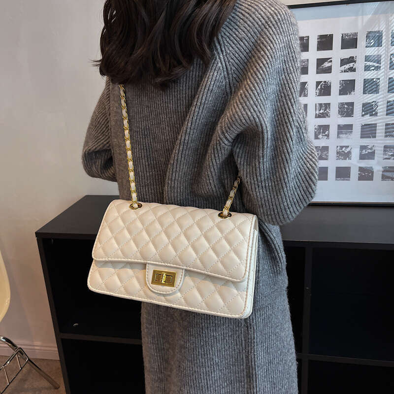 Cross-Border Quilted Chain Crossbody for Women 2025 New Vintage Single Shoulder Underarm Bag High-End Handbag Bags