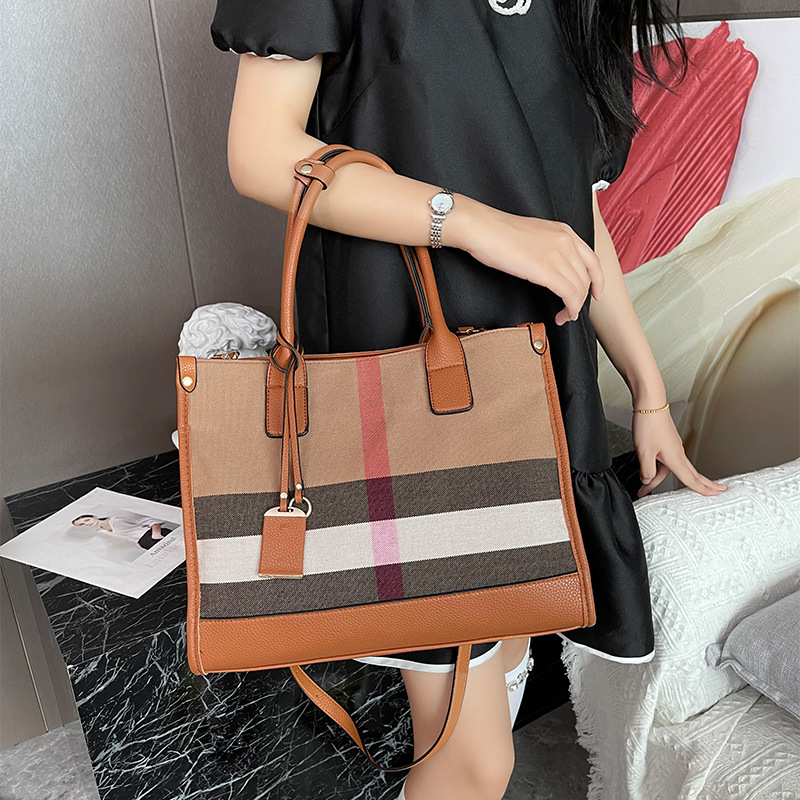 Fashion Bag 2025 New Color Block Tote Bag for Women, Large Capacity Luxury Designer Handbag, Multiway Shoulder Crossbody Bag for Work & Travel