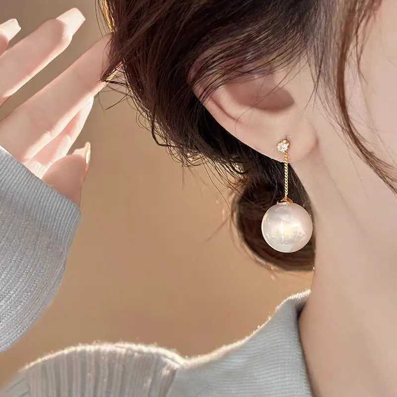 Korean Style Light Luxury Simple Long Imitation Pearl Dangle Earrings For Women Fashion Sweet Crystal Jewelry Party Gifts Y250401