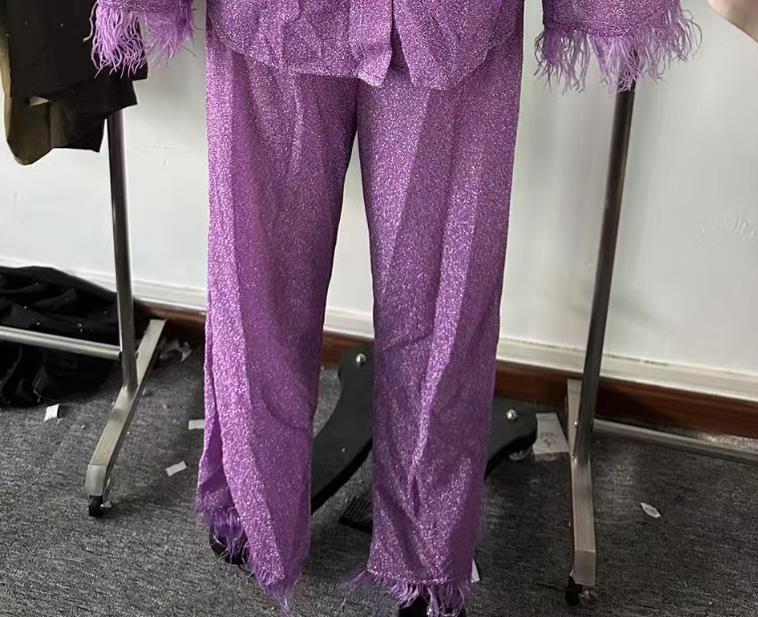 Show Style twopiece womens fashionable stand up collar long sleeved shirt top and pants set temperature feather party 241009