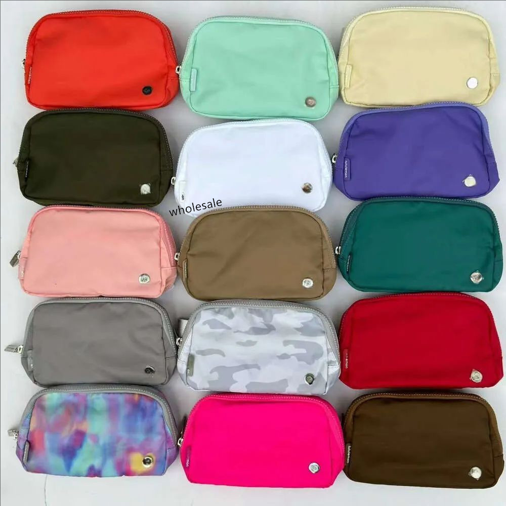Fashionable Nylon Belt Waist Bags Bum everywhere in 25 Colors Sport Running Fanny pack Crossbody quality Bag Women Travel Bag 2L Waterproof Bags 0402