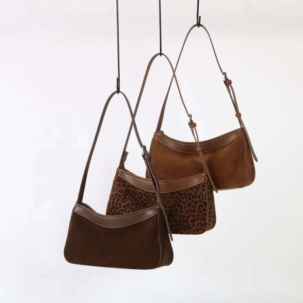 Luxury Bag Designer New Matte Melad Versatile Korean Style Single Shoulder Crossbody Niche Design Casual Tote Bag