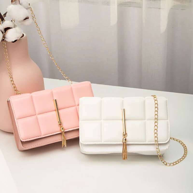 New PU Leather Shoulder for Women 2022 Fashion Texture Chain Rhomboid Crossbody Bags Summer Trend Handbags Phone Bag