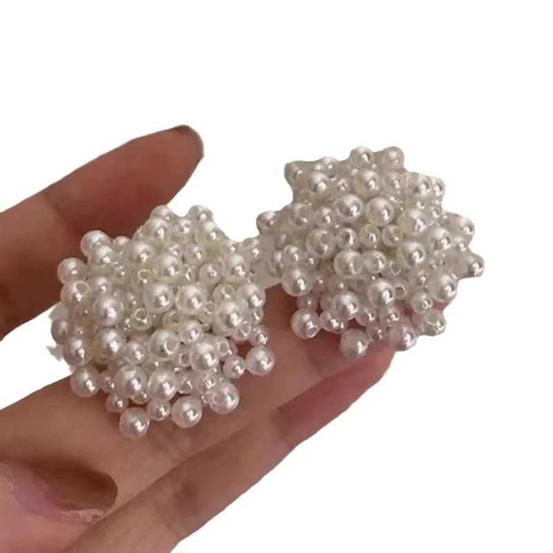 French Style Light Luxury Simple Niche Design Fireworks Pearl Stud Earrings For Women Fashion Cute Sweet Metal Jewelry Gifts Y250401