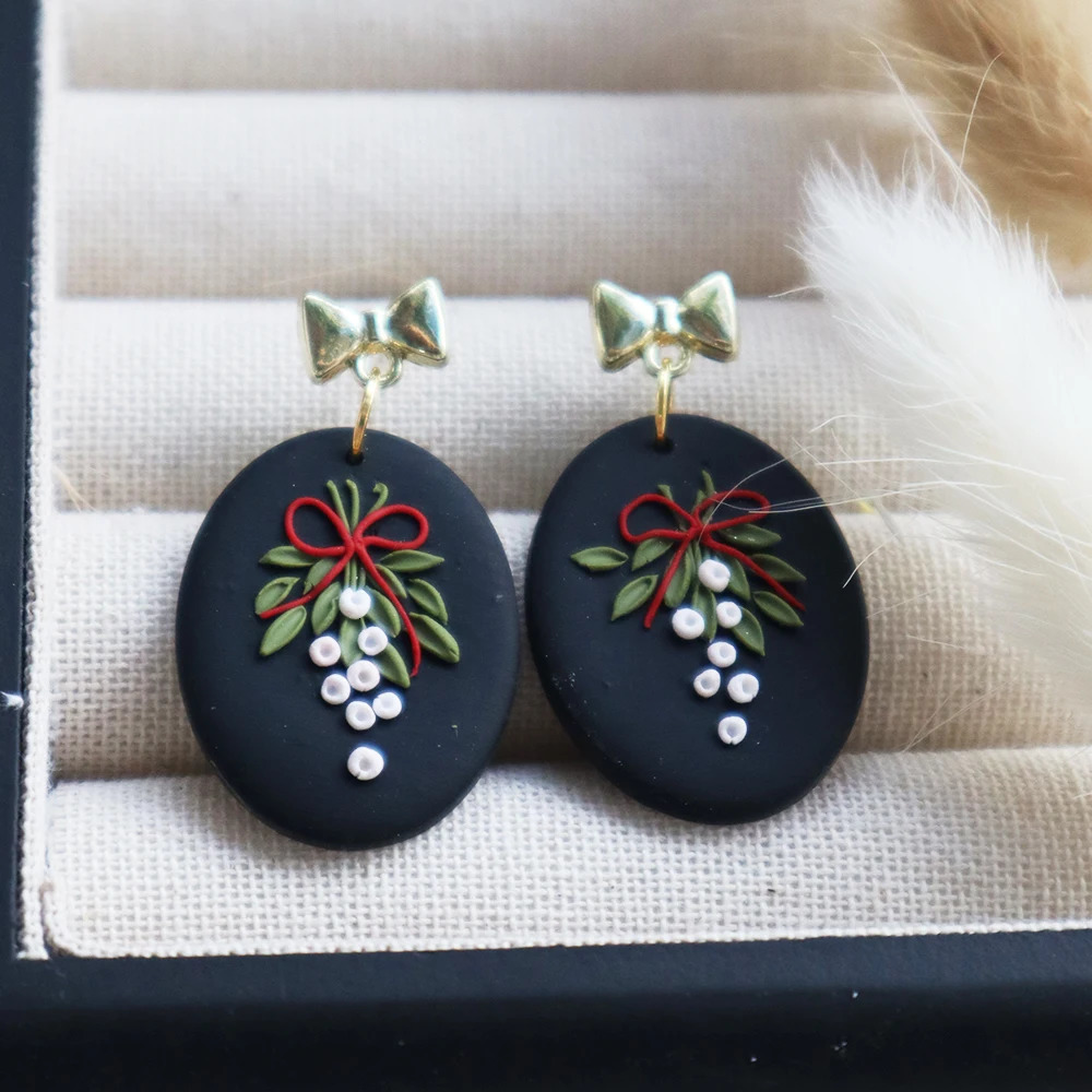 Christmas Leaf Dangle Earrings for Women Girls Christmas Gift Pendant Earring Polymer Clay Bow Drop Earring Gifts Jewelry 251031