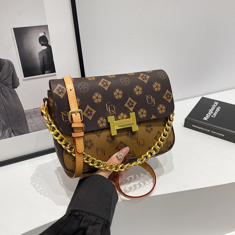 Free shipping fashion bag Women's new fashion crossbody bag printed single shoulder small square bag 2025