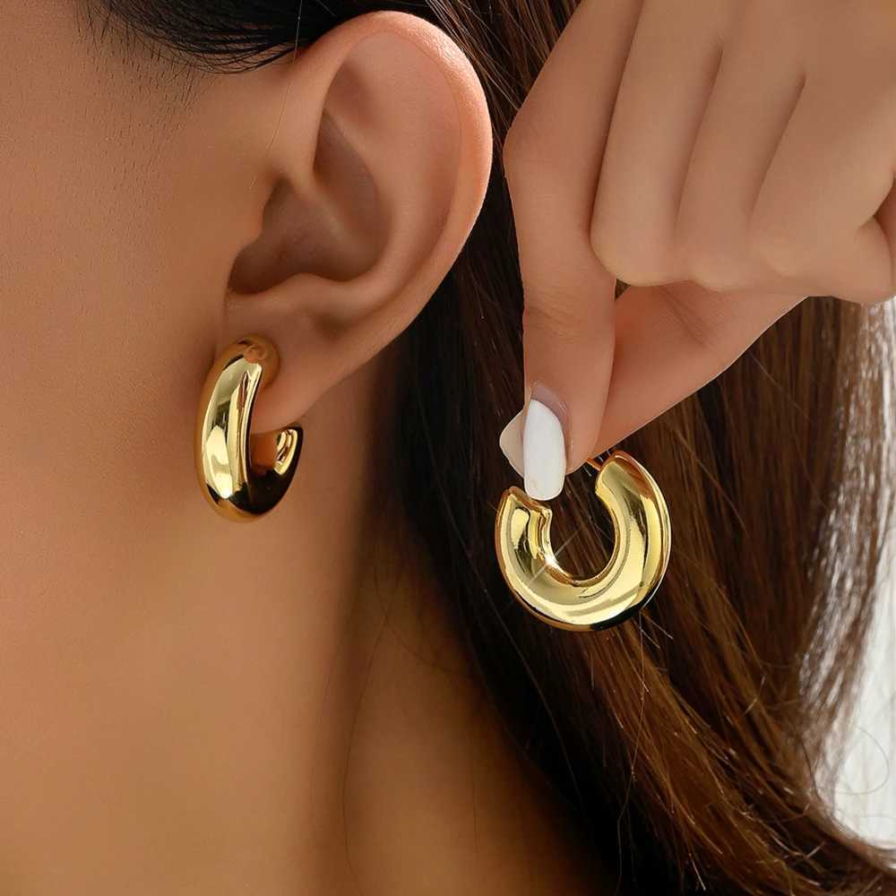 Stainless steel gold-plated thick hoop earrings for women geometric retro glossy thick teardrop earrings fashionable jewelry gifts Y250401